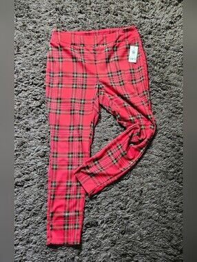 Bar III nwt size 1x women's high-rise, slim-fit pants featuring a vibrant red an